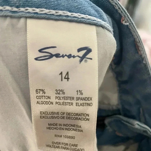 Seven 7 women’s denim shorts light wash raw hem size 14 - Picture 4 of 5
